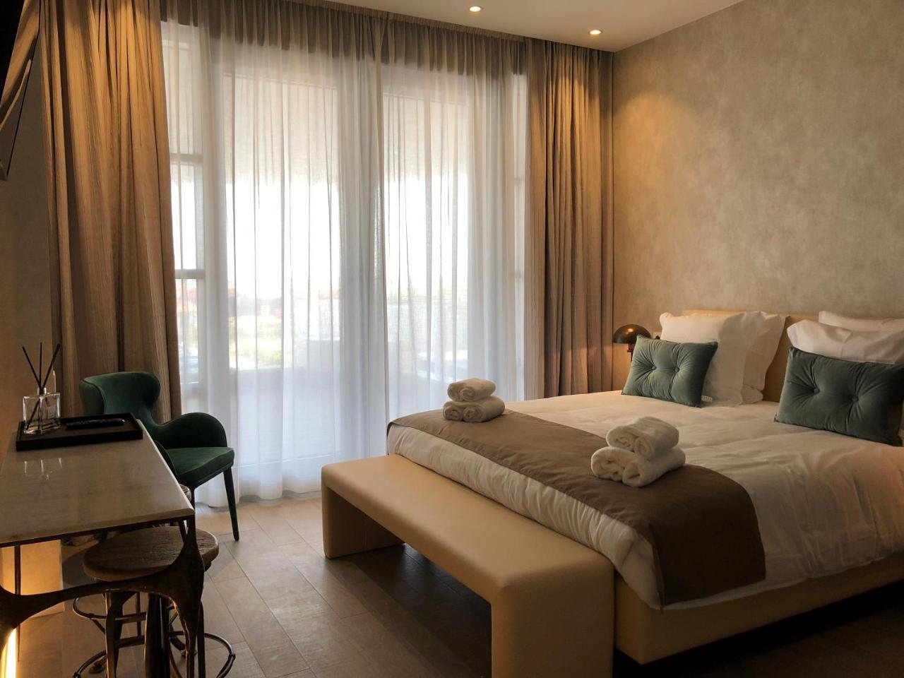 מידלקרק Hotel Acropolis " Op Het Sportiefste Park Van De Kust " מראה חיצוני תמונה