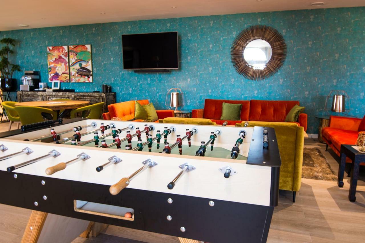 מידלקרק Hotel Acropolis " Op Het Sportiefste Park Van De Kust " מראה חיצוני תמונה
