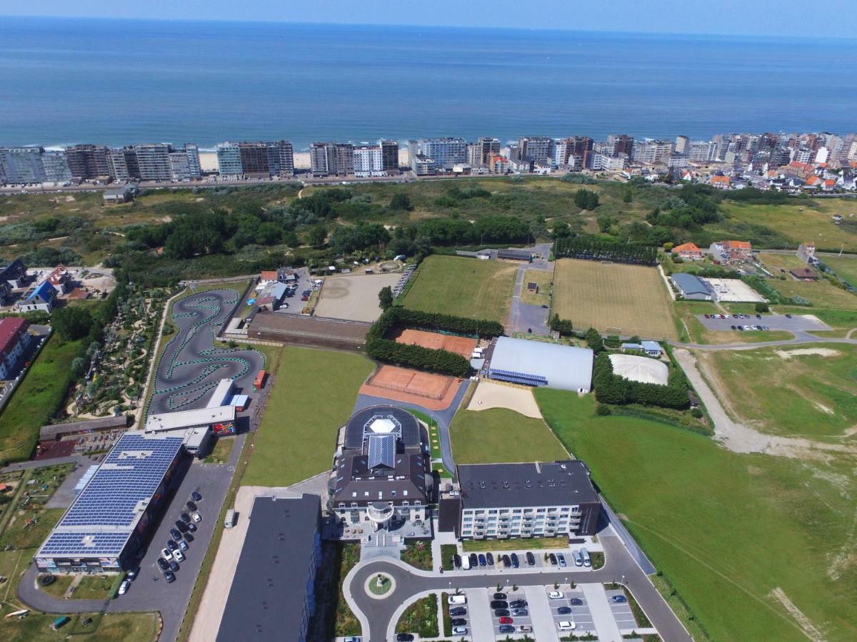 מידלקרק Hotel Acropolis " Op Het Sportiefste Park Van De Kust " מראה חיצוני תמונה